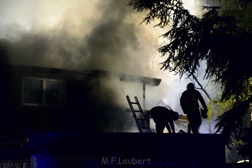 Grossfeuer Einfamilienhaus Siegburg Muehlengrabenstr P0079.JPG - Miklos Laubert